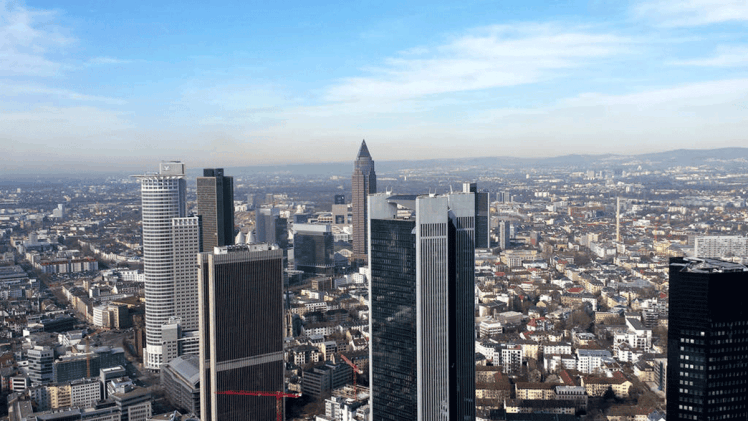 German Bond Yields Dip Ahead of Critical US Economic Insights German stocks