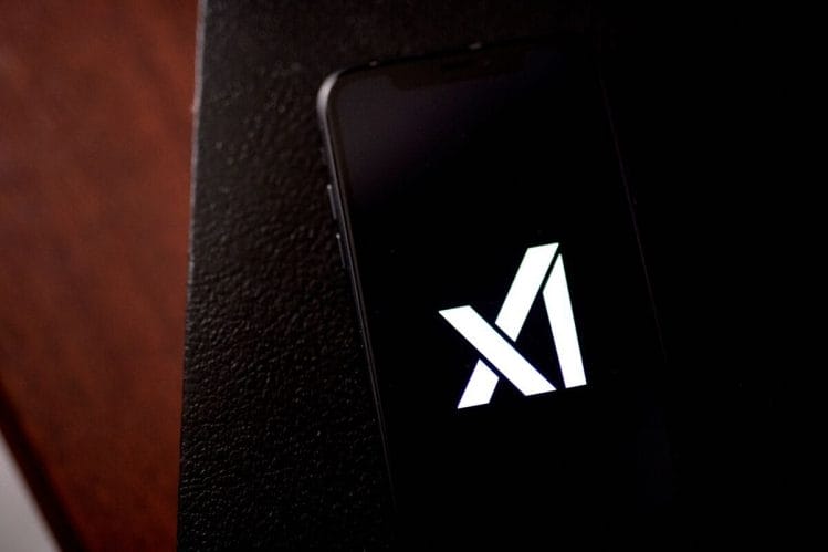 Musk Dismisses Rumored $500M Stake in xAI During Valuation Talks Elon Musk’s artificial intelligence company, xAI, has secured $500 million in commitments from investors toward a $1 billion goal!